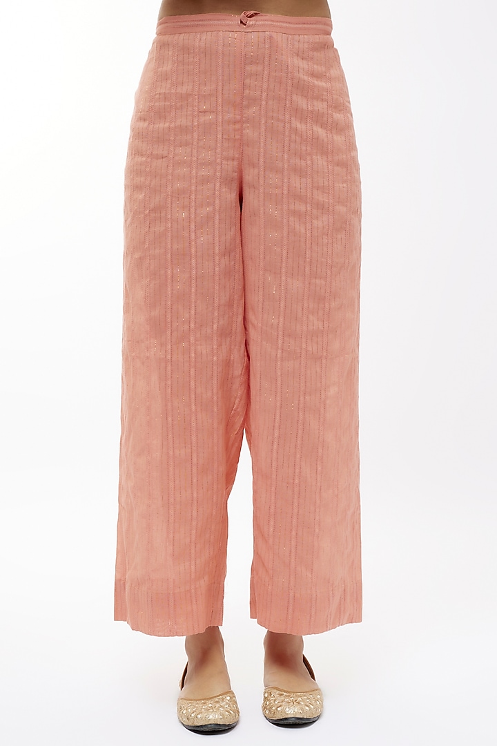 Peach Silk Zari Dori Embroidered Kurta Set by Niti Bothra at Pernia's Pop Up Shop