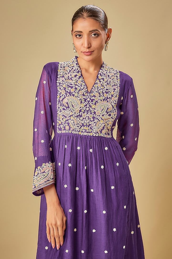 Purple Silk Dori & Resham Floral Embroidered Kurta Set by Niti Bothra at Pernia's Pop Up Shop