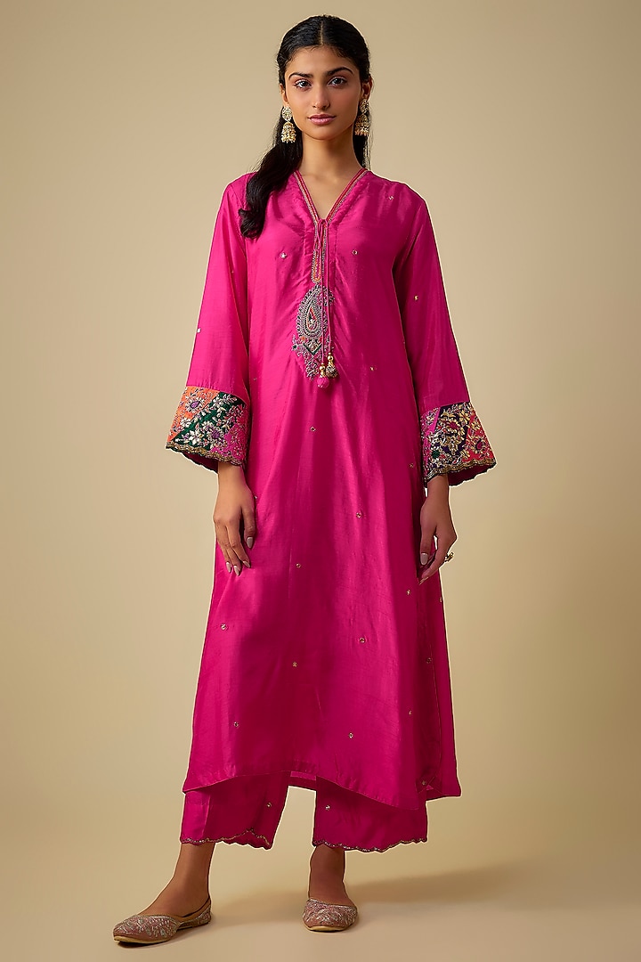 Pink Raw Silk Resham Embroidered Kurta Set by Niti Bothra at Pernia's Pop Up Shop