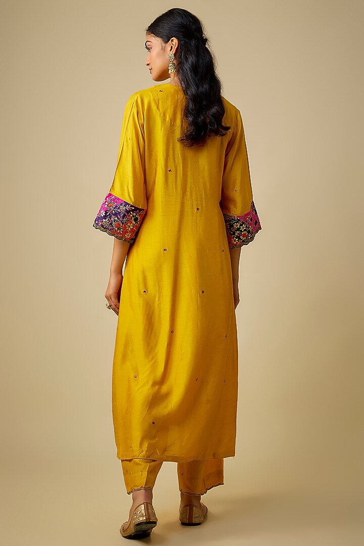 Yellow Raw Silk Resham Embroidered Kurta Set by Niti Bothra at Pernia's Pop Up Shop