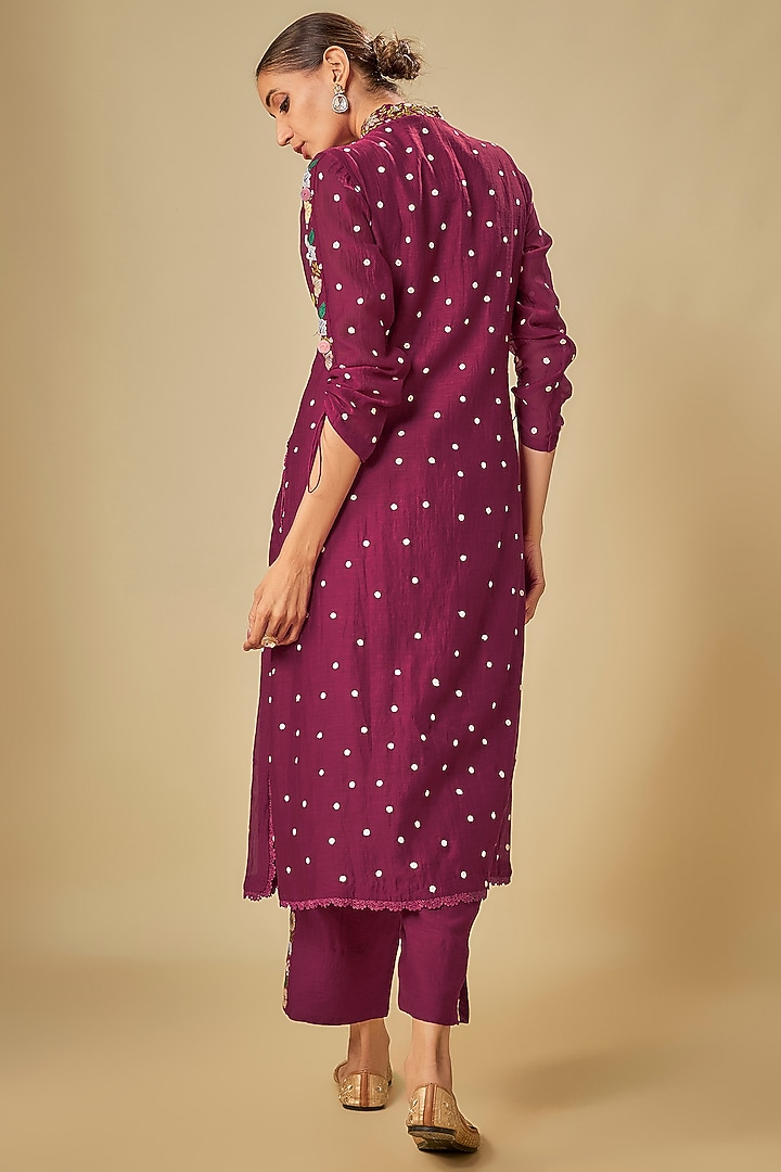 Wine Silk Floral Applique Embroidered Kurta Set by Niti Bothra at Pernia's Pop Up Shop