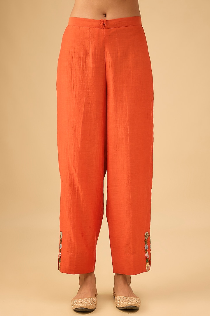 Orange Silk Floral Applique Motifs Embroidered Kurta Set by Niti Bothra at Pernia's Pop Up Shop