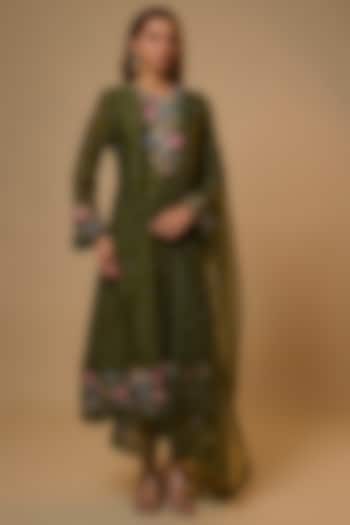 Olive Green Silk Resham Embroidered Kurta Set by Niti Bothra at Pernia's Pop Up Shop