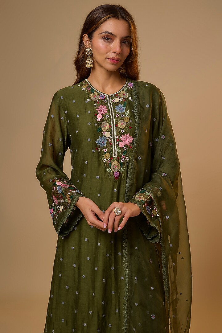 Olive Green Silk Resham Embroidered Kurta Set by Niti Bothra at Pernia's Pop Up Shop