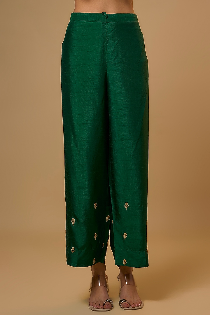 Green Silk Sequins Embroidered Kurta Set by Niti Bothra at Pernia's Pop Up Shop