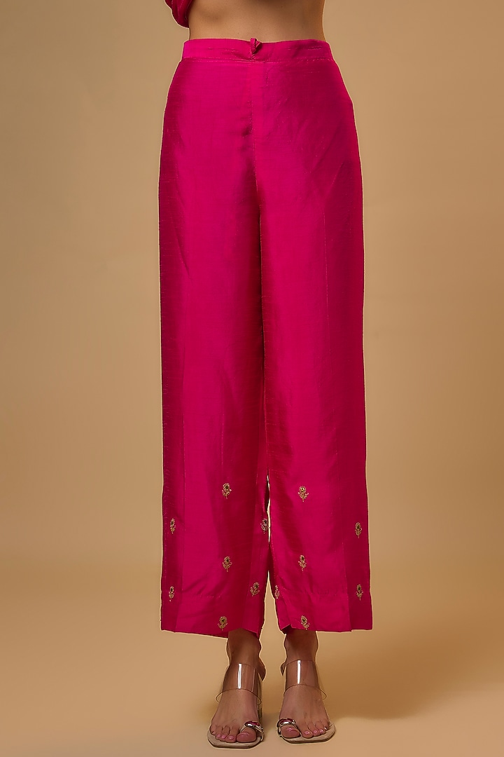 Pink Silk Sequins Embroidered Kurta Set by Niti Bothra at Pernia's Pop Up Shop