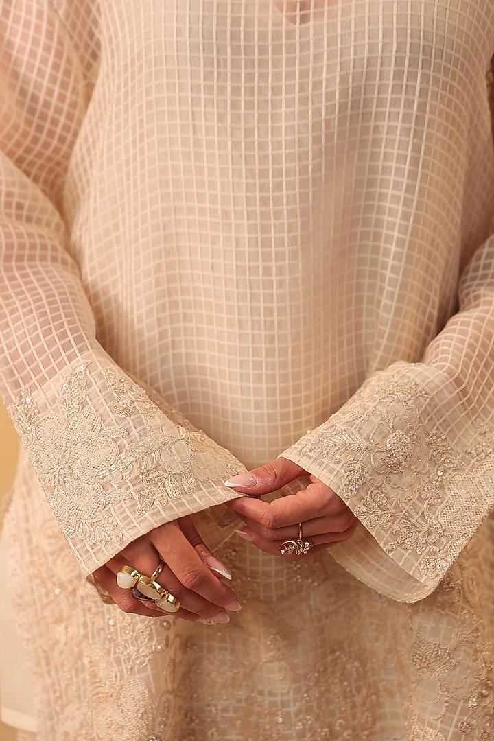 Ivory Silk chanderi Applique & Resham Embroidered Co-Ord Set by Niti Bothra at Pernia's Pop Up Shop