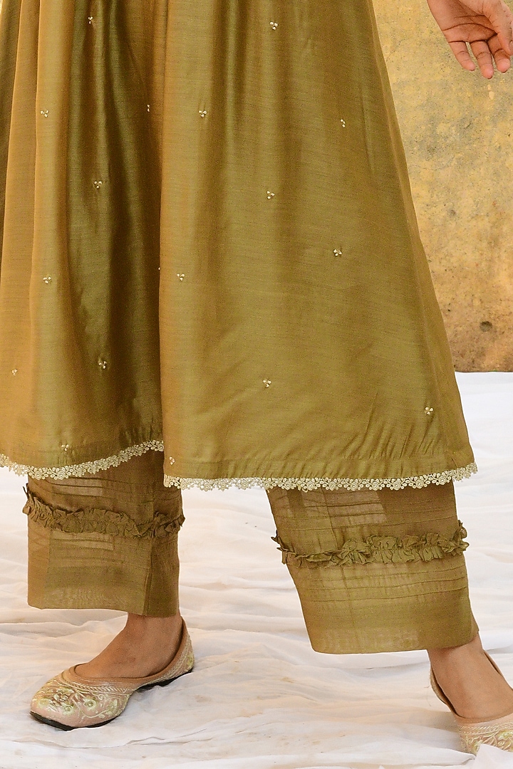 Olive Green Pure Handwoven Banarasi & Bemberg Embroidered Kurta Set by Niti Bothra at Pernia's Pop Up Shop