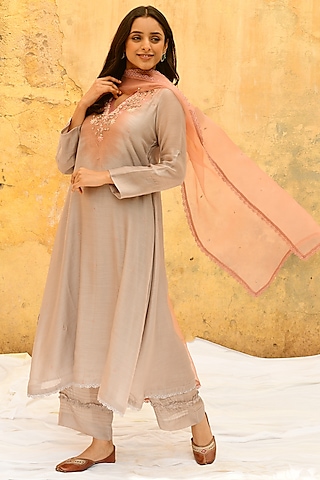 Grey Pure Handwoven Banarasi & Bemberg Embroidered Kurta Set by Niti Bothra