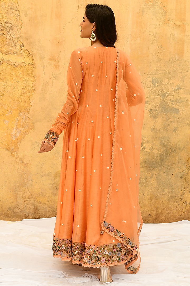 Peach Pure Handwoven Banarasi Silk & Bemberg Embroidered Wedding Anarkali Set by Niti Bothra at Pernia's Pop Up Shop