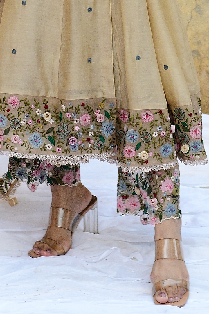 Ivory Beige Pure Handwoven Banarasi Silk & Bemberg Embroidered Wedding Anarkali Set by Niti Bothra at Pernia's Pop Up Shop