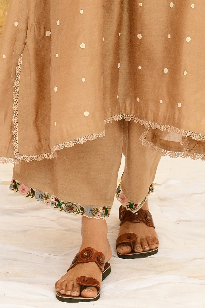 Ivory Pure Handwoven Banarasi Silk & Bemberg Embroidered Kurta Set by Niti Bothra at Pernia's Pop Up Shop