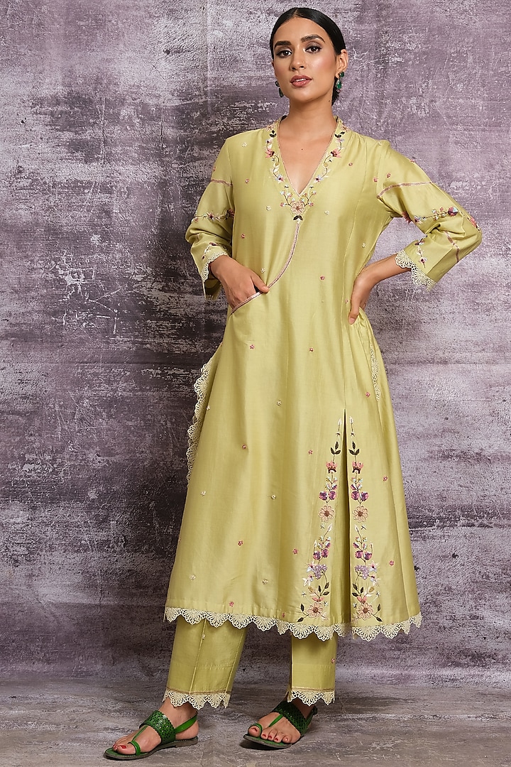 Mint Green Floral Embroidered Kurta Set by Niti Bothra