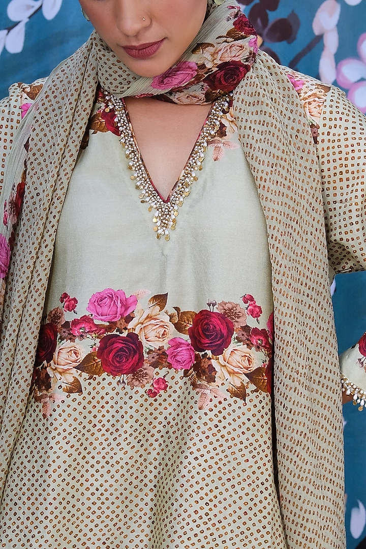 Mint Green Rose Printed Kurta Set by Niti Bothra at Pernia's Pop Up Shop