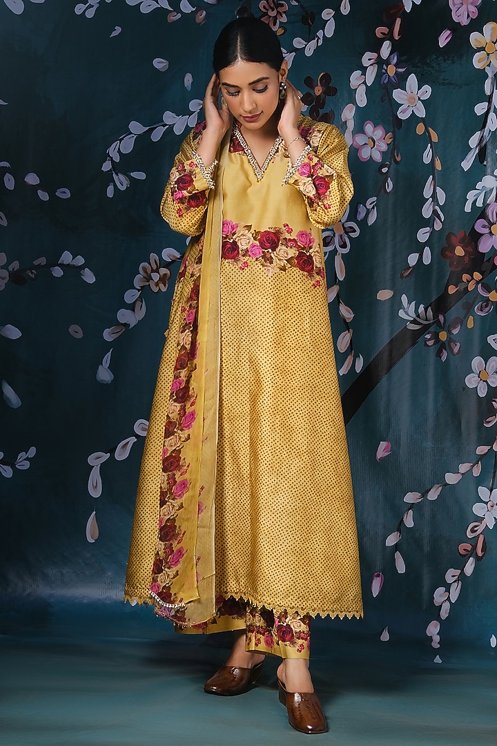 Yellow Embroidered & Printed Kurta Set by Niti Bothra at Pernia's Pop Up Shop