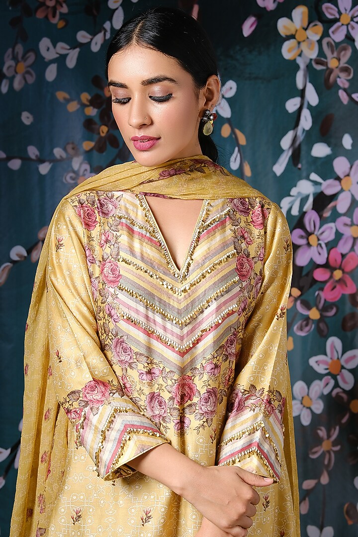 Yellow Embroidered & Printed Kurta Set by Niti Bothra at Pernia's Pop Up Shop