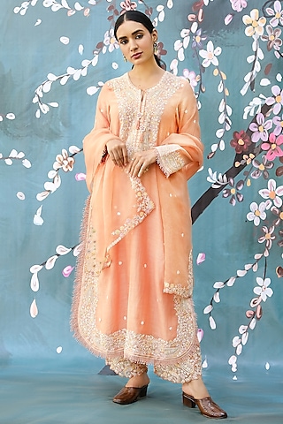 Peach Chanderi Embroidered Kurta Set by Niti Bothra