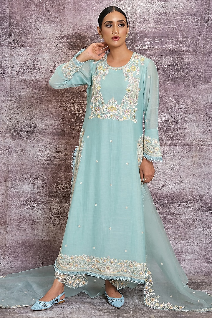 Light Blue Resham Embroidered Kurta Set by Niti Bothra at Pernia's Pop Up Shop