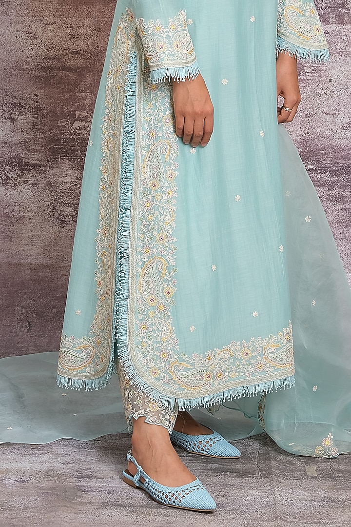 Light Blue Resham Embroidered Kurta Set by Niti Bothra at Pernia's Pop Up Shop
