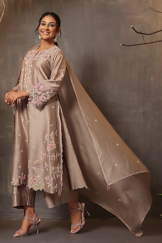 Still Grey Chanderi Silk Applique & Cutwork Embroidered Kurta Set by Niti Bothra
