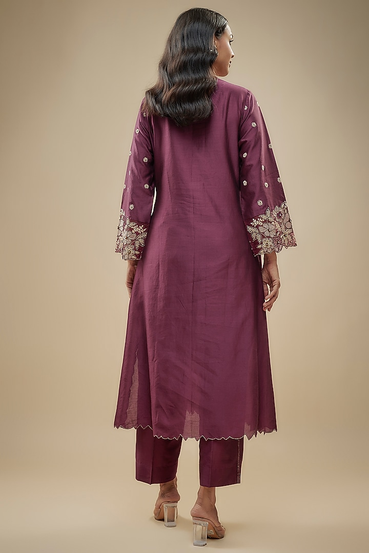 Wine Chanderi Silk Applique Embroidered Kurta Set by Niti Bothra at Pernia's Pop Up Shop