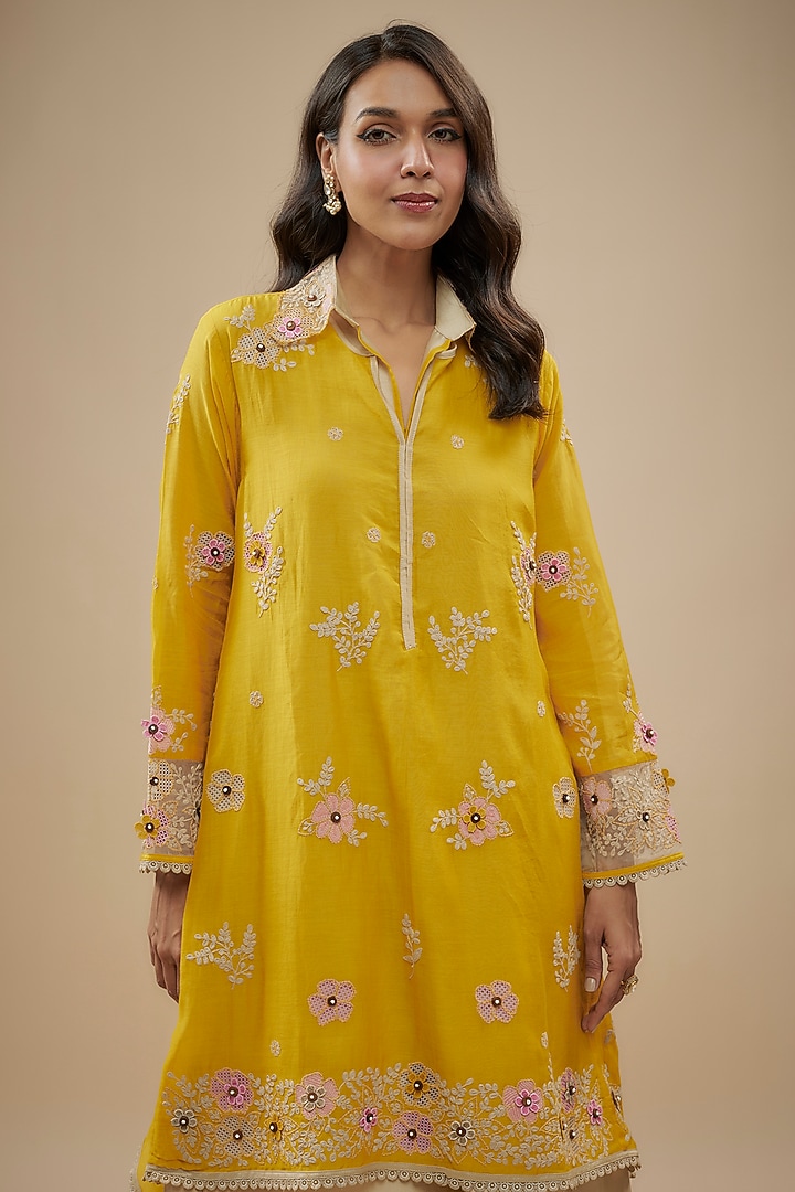 Yellow Chanderi Silk Applique Embroidered Layered Kurta Set by Niti Bothra at Pernia's Pop Up Shop
