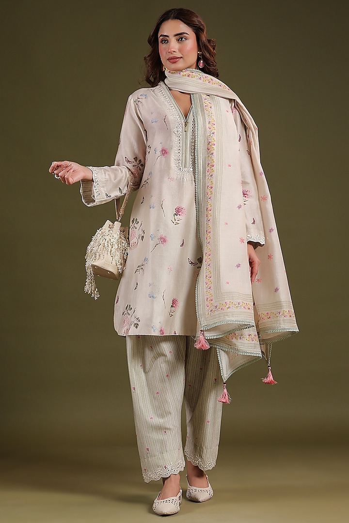 Ivory Silk Chanderi Printed & Mirror Embroidered Short Kurta Set by Niti Bothra at Pernia's Pop Up Shop