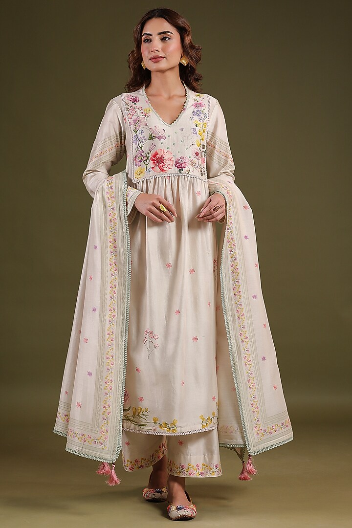 Ivory Silk Chanderi Printed & Bead Embroidered Kurta Set by Niti Bothra at Pernia's Pop Up Shop