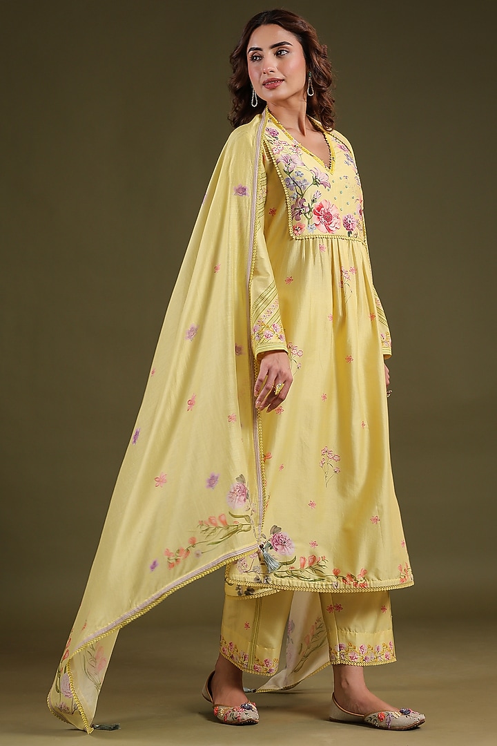 Yellow Silk Chanderi Printed & Bead Embroidered Kurta Set by Niti Bothra at Pernia's Pop Up Shop