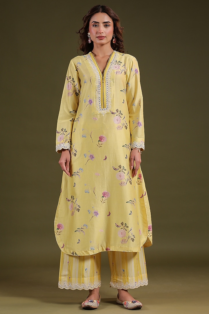 Yellow Silk Chanderi Printed & Mirror Embroidered Kurta Set by Niti Bothra at Pernia's Pop Up Shop