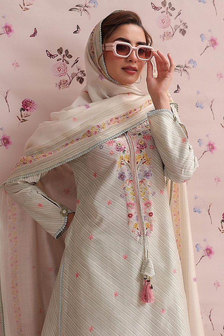 Sage Green Silk Chanderi Printed & Bead Embroidered Kurta Set by Niti Bothra at Pernia's Pop Up Shop