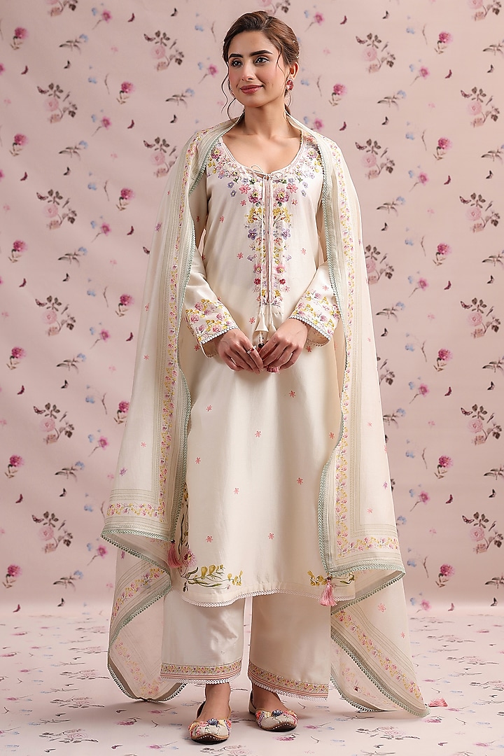 Ivory Silk Chanderi Printed & Bead Embroidered Kurta Set by Niti Bothra at Pernia's Pop Up Shop
