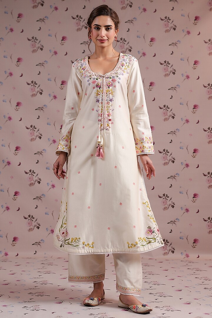 Ivory Silk Chanderi Printed & Bead Embroidered Kurta Set by Niti Bothra at Pernia's Pop Up Shop