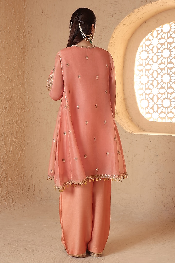 Peach Organza Zardosi Embroidered Short Kurta Set by Niti Bothra at Pernia's Pop Up Shop