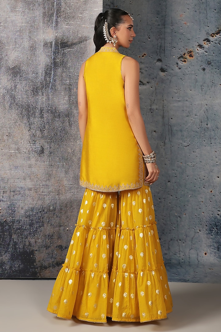 Yellow Banarasi & Silk Chanderi Embroidered Wedding Sharara Set by Niti Bothra at Pernia's Pop Up Shop