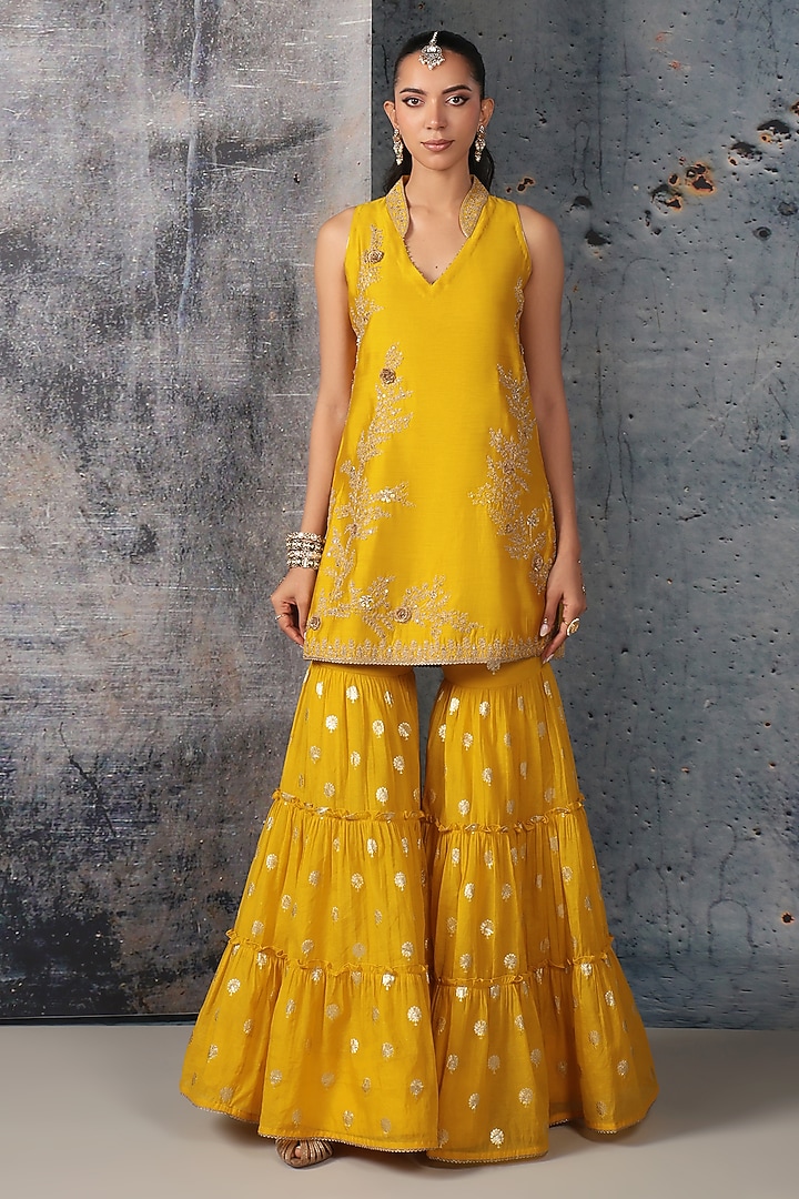 Yellow Banarasi & Silk Chanderi Embroidered Wedding Sharara Set by Niti Bothra at Pernia's Pop Up Shop