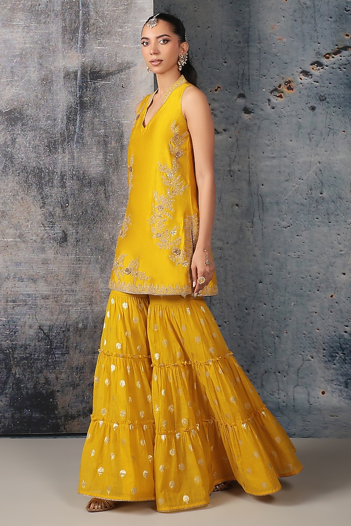 Yellow Banarasi & Silk Chanderi Embroidered Wedding Sharara Set by Niti Bothra at Pernia's Pop Up Shop