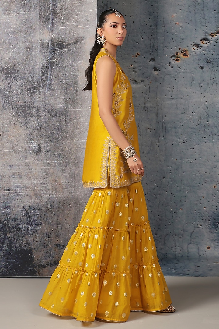 Yellow Banarasi & Silk Chanderi Embroidered Wedding Sharara Set by Niti Bothra at Pernia's Pop Up Shop