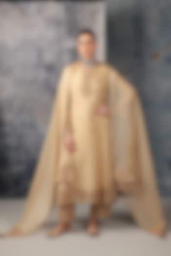 Ivory Silk Chanderi Embroidered Farshi Kurta Set by Niti Bothra at Pernia's Pop Up Shop