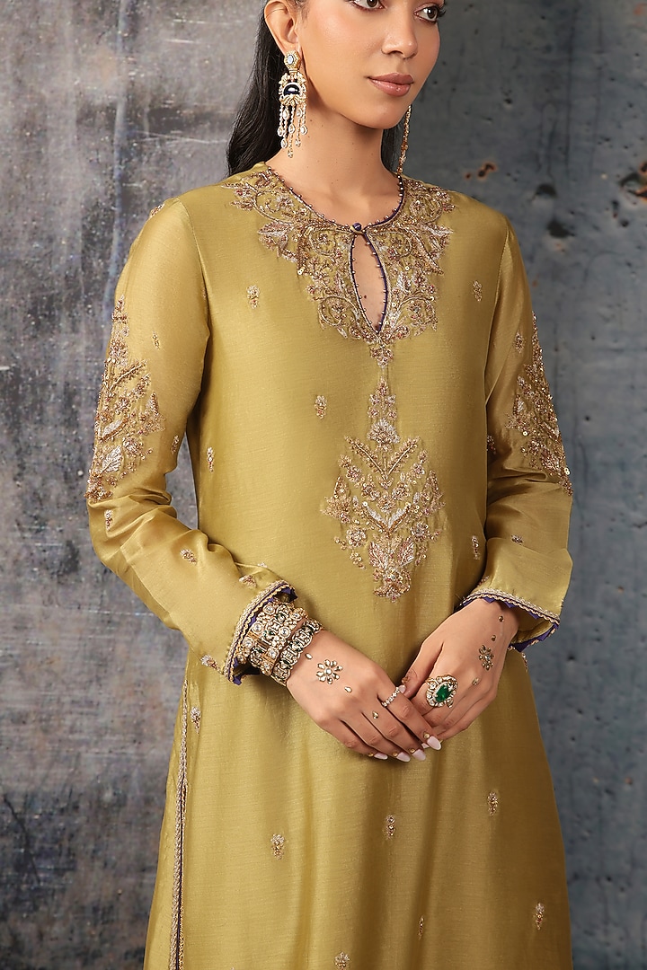 Olive Green Silk Chanderi Embroidered Long Kurta Set by Niti Bothra at Pernia's Pop Up Shop