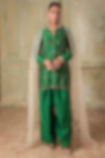 Green Silk Chanderi Zardosi Embroidered Short Kurta Set by Niti Bothra at Pernia's Pop Up Shop