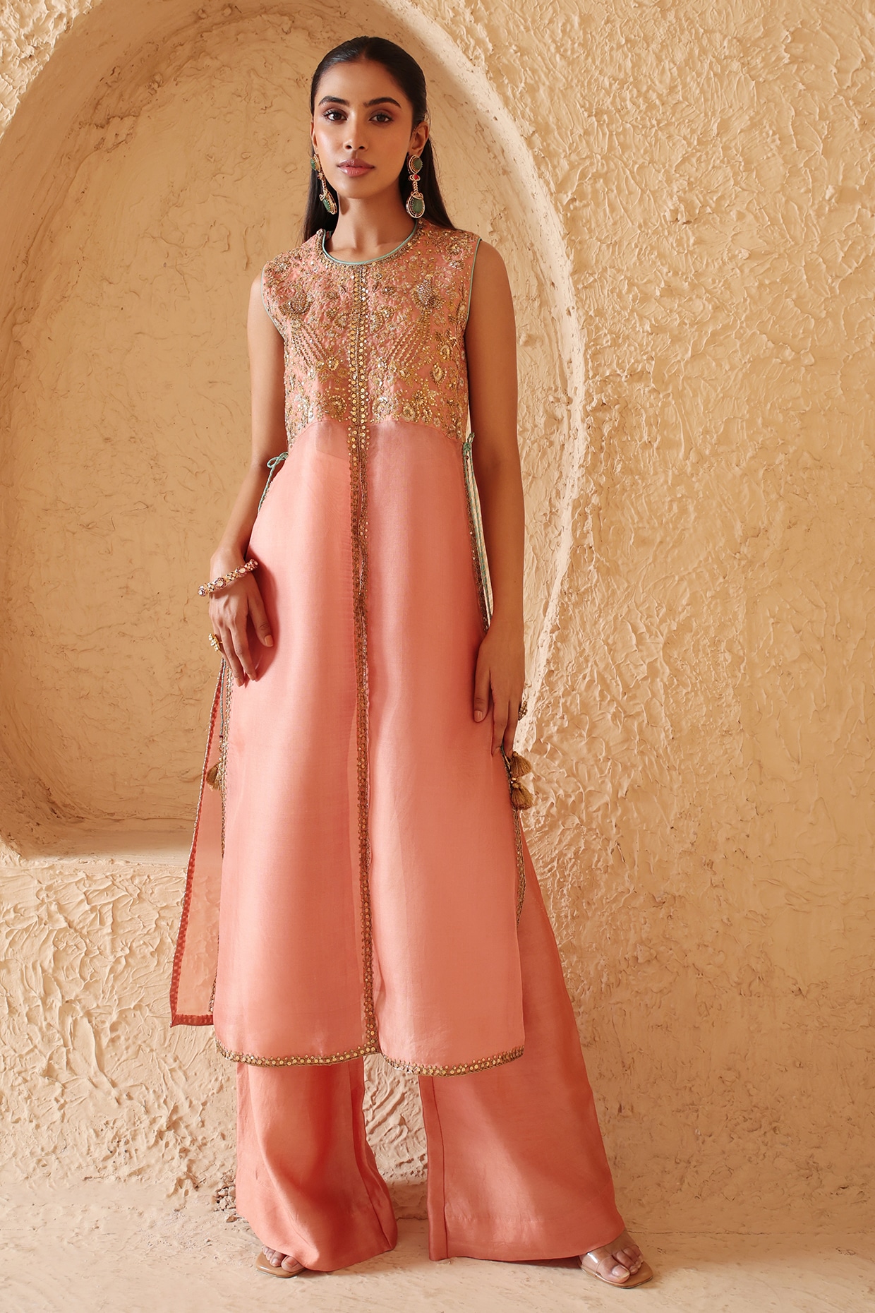 Niti Bothra Peach Organza Zardosi Embroidered Sleeveless Kurta Set