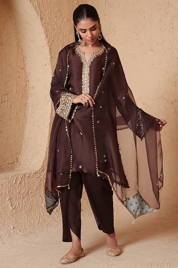 Brown Organza Zardosi Embroidered Kurta Set by Niti Bothra at Pernia's Pop Up Shop