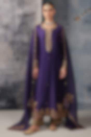 Purple Silk Chanderi Resham Embroidered Kurta Set by Niti Bothra at Pernia's Pop Up Shop