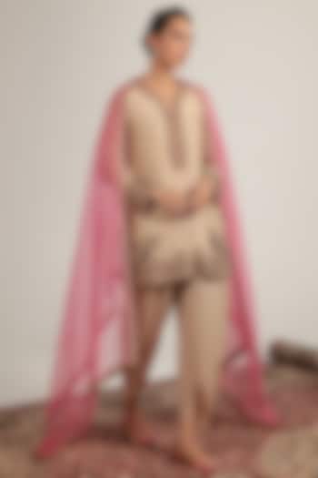Ivory Organza Zardosi Embroidered Short Kurta Set by Niti Bothra at Pernia's Pop Up Shop