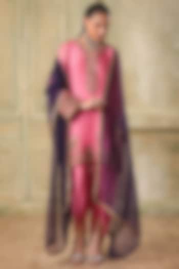 Pink Organza Resham Embroidered Short Kurta Set by Niti Bothra at Pernia's Pop Up Shop
