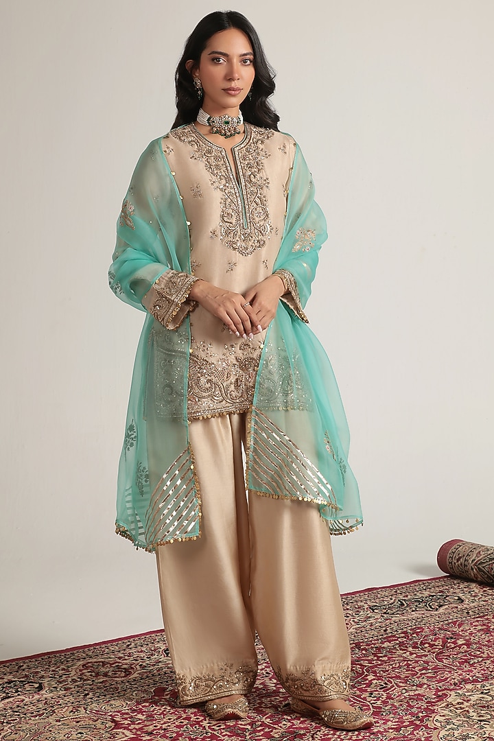 Ivory Organza & Silk Tencel Zardosi Embroidered Short Kurta Set by Niti Bothra at Pernia's Pop Up Shop