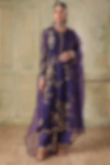 Purple Organza Zardosi Embroidered Kurta Set by Niti Bothra at Pernia's Pop Up Shop