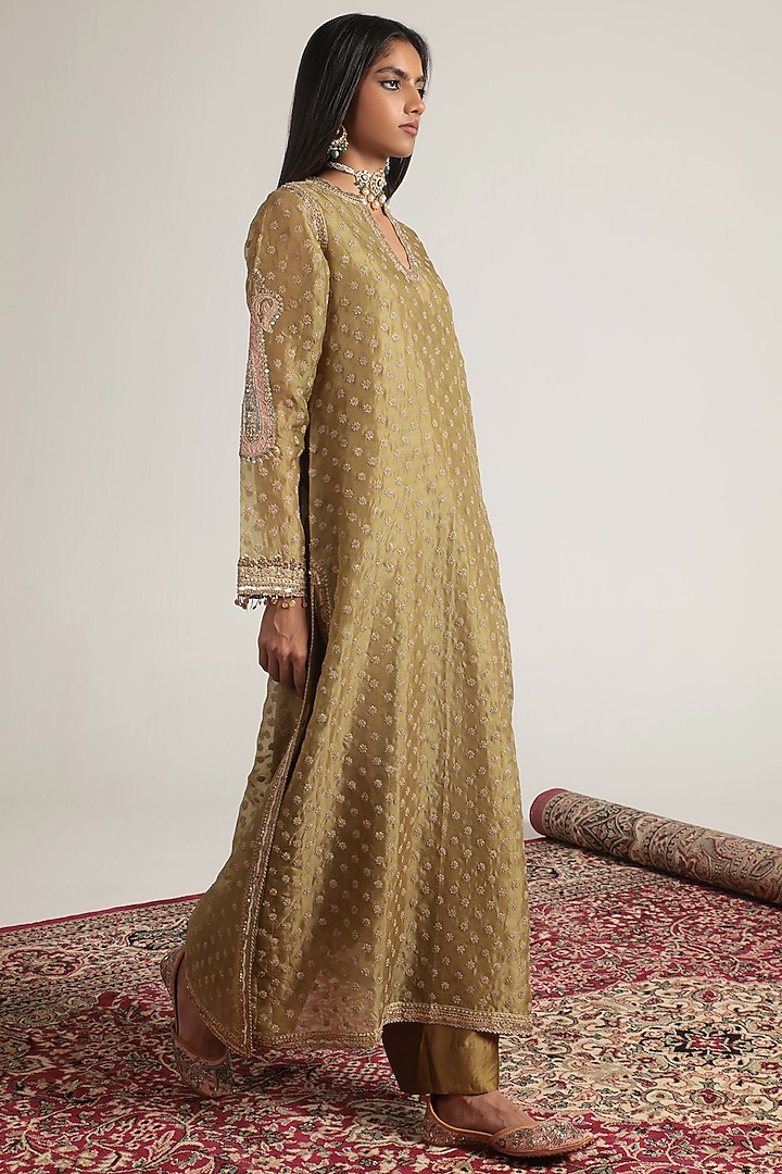 Olive Green Organza Zardosi Embroidered Kurta Set by Niti Bothra at Pernia's Pop Up Shop