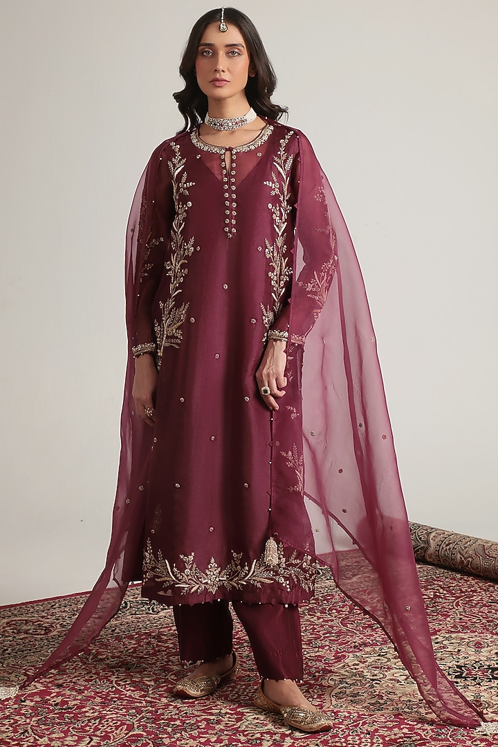 Wine Organza Pearl Embroidered Kurta Set by Niti Bothra at Pernia's Pop Up Shop
